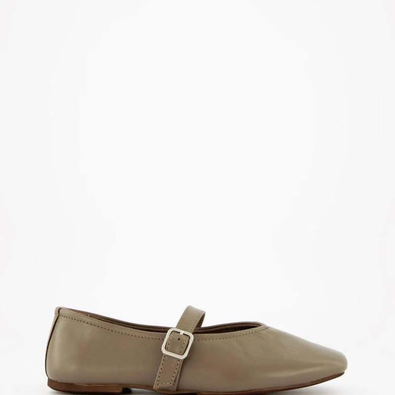 Minimalist Custom Branded Square Toe Ballet Flat(1)