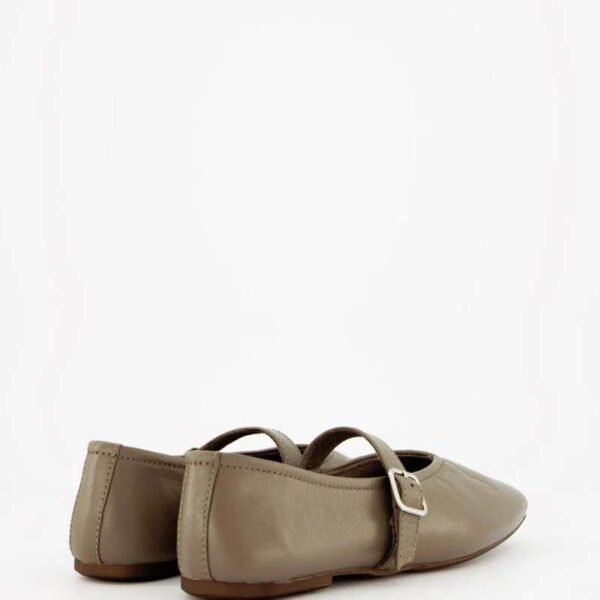 Minimalist Mary Jane Flats(1) Minimalist Custom Branded Square Toe Ballet Flat(1)