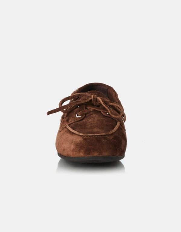 OEM Premium Suede Boat Shoes for Men Custom Soft Suede Leather Boat Shoes with Tie Detail for Everyday Wear